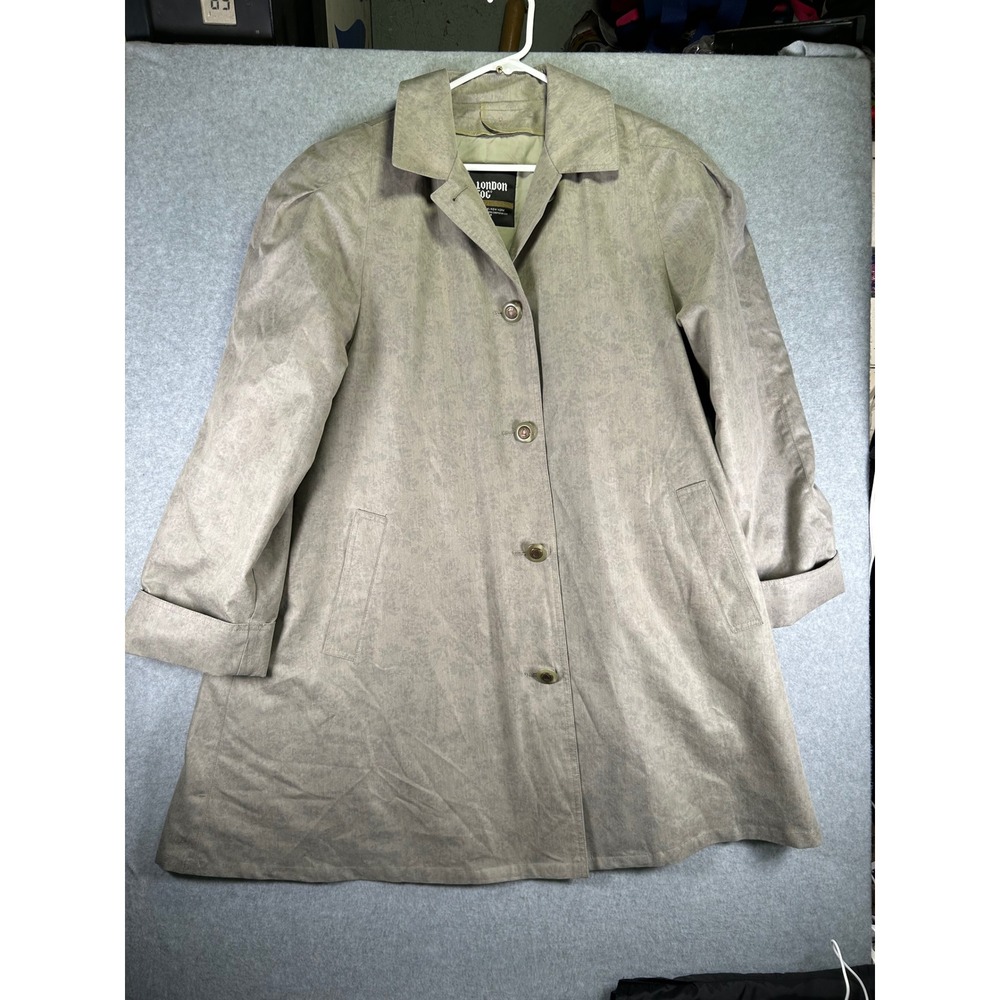 Wear*London Fog Vintage Trench Coat Sage Green Floral Damask Quilted Lining sz10